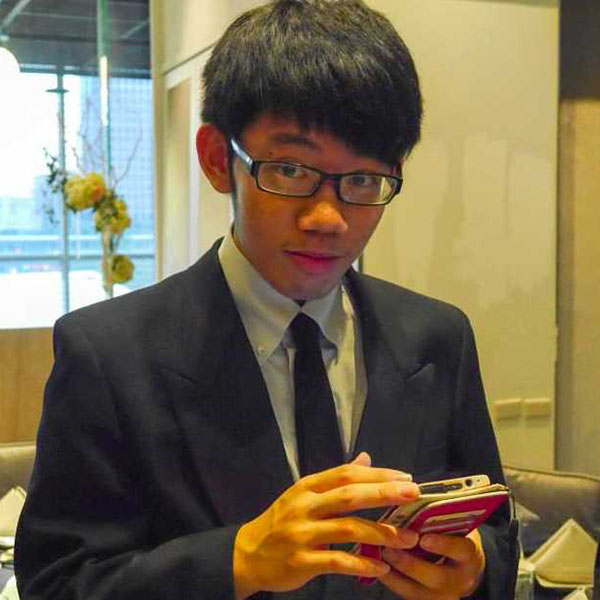 網頁專員 冷俊瑩